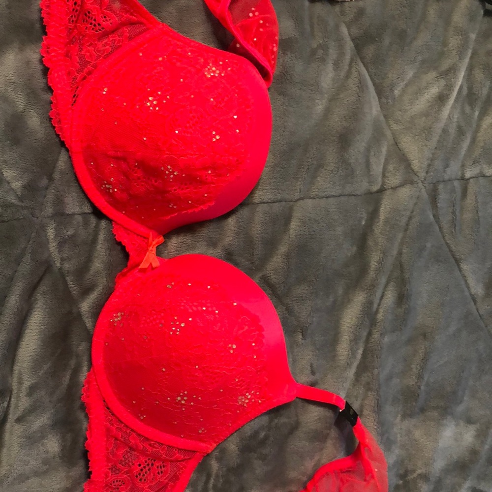 Victoria’s Secret sexy red!